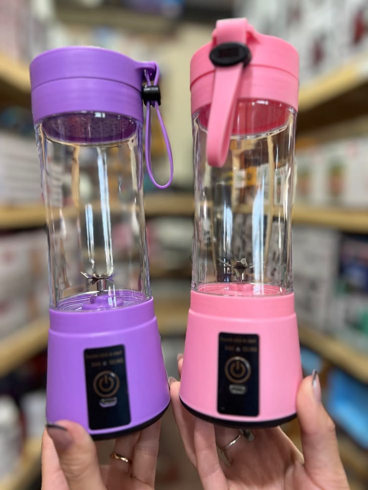 USB Rechargeable Juicer Blender 6 Blades Electric Blender Mini Portable Personal Size USB Rechargeable Mixer 380ml Food Grade Water Bottle Portable Fruit Juicer Machine (Double Click Start) By Bee To Door