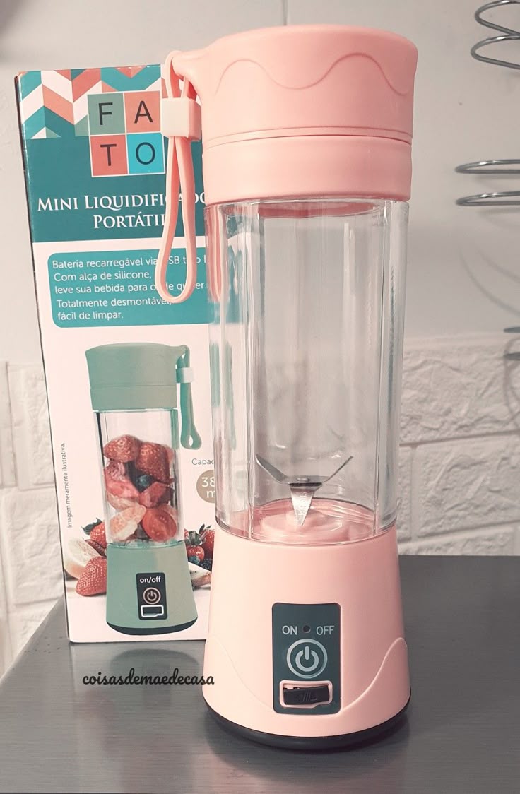 USB Rechargeable Juicer Blender 6 Blades Electric Blender Mini Portable Personal Size USB Rechargeable Mixer 380ml Food Grade Water Bottle Portable Fruit Juicer Machine (Double Click Start) By Bee To Door